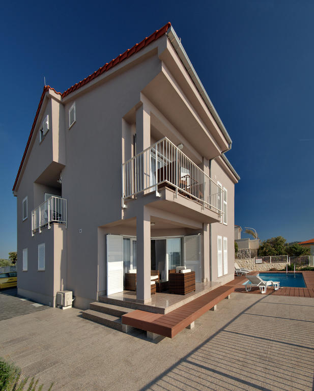 Apartmani Gavran Sevid Esterno foto